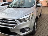 Gebraucht Ford Kuga 150 PS (110 kW) 2018 Silber SUV