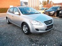 Gebraucht Kia Ceed LX 126 PS (92 kW) 2009 Silber Kleinwagen