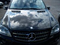 Gebraucht Mercedes ML320 224 PS (164 kW) 2007 Schwarz SUV