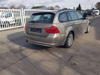 Gebraucht BMW 318 143 PS (105 kW) 2010 Platinbronze metallic Kombi