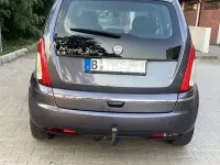 Gebraucht Lancia Musa Gold 95 PS (69 kW) 2012 Grau Van / Kleinbus