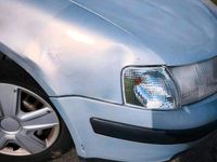 Gebraucht VW Passat 101 PS (74 kW) 1999 Silber Limousine