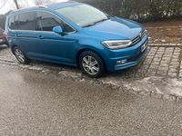Gebraucht VW Touran 190 PS (139 kW) 2016 Blau Van / Kleinbus