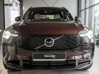 Nowe Volvo XC90 Plus 455 KM (334 kW) 2025 Czerwony SUV