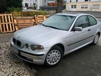Gebraucht BMW 318 115 PS (84 kW) 2004 Silber Coupé
