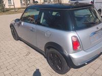 Used Mini Cooper 116 HP (85 kW) 2006 Silver Hatchback