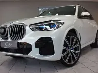 Gebraucht BMW X5 M Sport 286 PS (210 kW) 2023 Mineralweiss met SUV