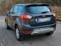 Gebraucht Ford Kuga 140 PS (102 kW) 2010 Grau SUV