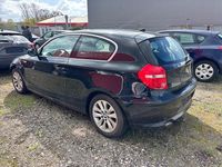 Gebraucht BMW 116 116 PS (85 kW) 2011 Schwarz Kleinwagen