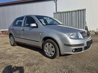 Gebraucht Skoda Fabia Ambiente 101 PS (74 kW) 2005 Silber Limousine