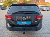 Gebraucht VW Passat Comfortline 150 PS (110 kW) 2015 Grau Kombi