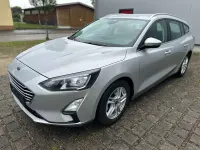 Gebraucht Ford Focus Cool & Connect 120 PS (88 kW) 2020 Silber Kombi
