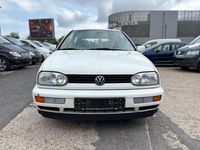 Gebraucht VW Golf III 90 PS (66 kW) 1996 Weiß Kleinwagen
