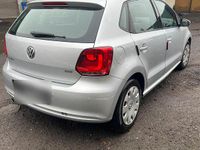 Gebraucht VW Polo 75 PS (55 kW) 2011 Silber Kleinwagen