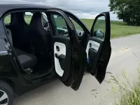 Gebraucht Renault Twingo 69 PS (50 kW) 2016 Schwarz Kleinwagen