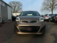 Gebraucht Kia Picanto 86 PS (63 kW) 2013 Cafe mocca met. Kleinwagen