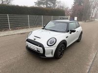 Gebraucht Mini Cooper SE 135 kW (184 PS) 2022 White silver Kleinwagen