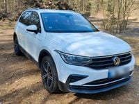 Gebraucht VW Tiguan Active 150 PS (110 kW) 2021 Weiß SUV
