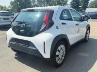 Gebraucht Toyota Aygo X Basis 72 PS (52 kW) 2023 Weiß SUV