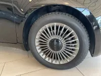 Gebraucht Fiat 500e Basis 86 kW (118 PS) 2023 Schwarz Limousine
