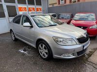 Gebraucht Skoda Octavia Ambiente 160 PS (117 kW) 2011 Silber Limousine