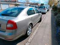 Gebraucht Skoda Octavia 122 PS (89 kW) 2012 Gelb Limousine