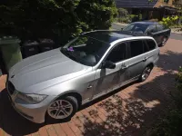 Gebraucht BMW 318 143 PS (105 kW) 2011 Grau Kombi