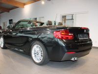 Gebraucht BMW 220 M Sport 190 PS (139 kW) 2015 Schwarz Cabrio