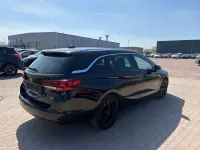 Second-hand Opel Astra Dynamic 110 CP (80 kW) 2016 Negru Break
