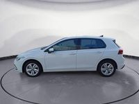 Gebraucht VW Golf Life 131 PS (96 kW) 2022 Weiß Limousine