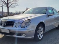 Gebraucht Mercedes E240 Elegance 177 PS (130 kW) 2002 Silber Limousine