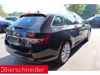 Gebraucht Skoda Superb Style 150 PS (110 kW) 2023 Blackmagic perleffekt (metallic) Kombi