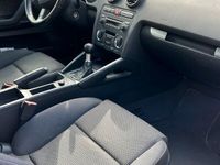 gebraucht Audi A3 8P 1.9 TDI Ambition*SPORTPAKET *XENON *SITZHEIZUNG