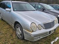 Gebraucht Mercedes E280 204 PS (150 kW) 2002 Silber Kombi