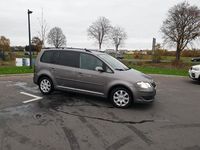 Gebraucht VW Touran 102 PS (75 kW) 2008 Braun Van / Kleinbus