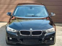 Gebraucht BMW 330 Sport Line 252 PS (185 kW) 2017 Schwarz Limousine