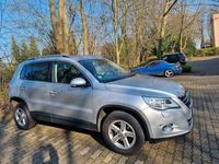 gebraucht VW Tiguan 2.0 TDI DPF Automatik/Leder/Panorama/Kamera/Nav