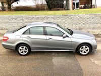 Gebraucht Mercedes E220 170 PS (125 kW) 2009 Silber Limousine