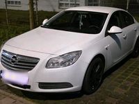 Gebraucht Opel Insignia 116 PS (85 kW) 2011 Weiß Limousine