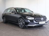 Gebraucht Mercedes E300 Avantgarde 320 PS (235 kW) 2022 Schwarz Limousine