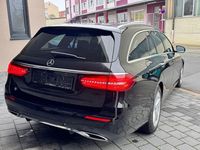 Gebraucht Mercedes E220 AMG line 194 PS (142 kW) 2019 Schwarz Kombi