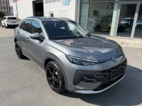 Neu VW T-Roc Life 150 PS (110 kW) 2026 Grau SUV