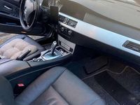 Gebraucht BMW 523 198 PS (145 kW) 2009 Grau Limousine