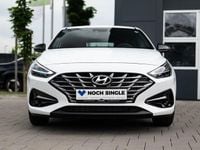 Gebraucht Hyundai i30 Advantage 160 PS (117 kW) 2024 Weiß Limousine