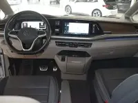 Gebraucht VW Multivan Style 150 PS (110 kW) 2025 Silber Van / Kleinbus