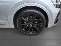 Gebraucht Audi Q8 S-Line 286 PS (210 kW) 2025 Satellitsilber metallic SUV