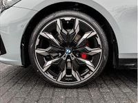 Neu BMW 520 M Sport 197 PS (144 kW) 2026 Grau (brooklyn grau) Limousine