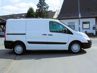 Gebraucht Toyota Proace 128 PS (94 kW) 2014 Weiß Van / Kleinbus