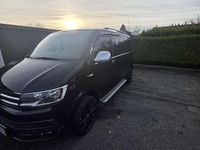 Second-hand VW Multivan Highline 204 CP (150 kW) 2017 Negru Monovolum