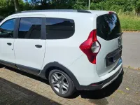 Gebraucht Dacia Lodgy Stepway 116 PS (85 kW) 2018 Weiß Van / Kleinbus